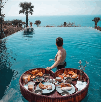 Floating breakfasts: